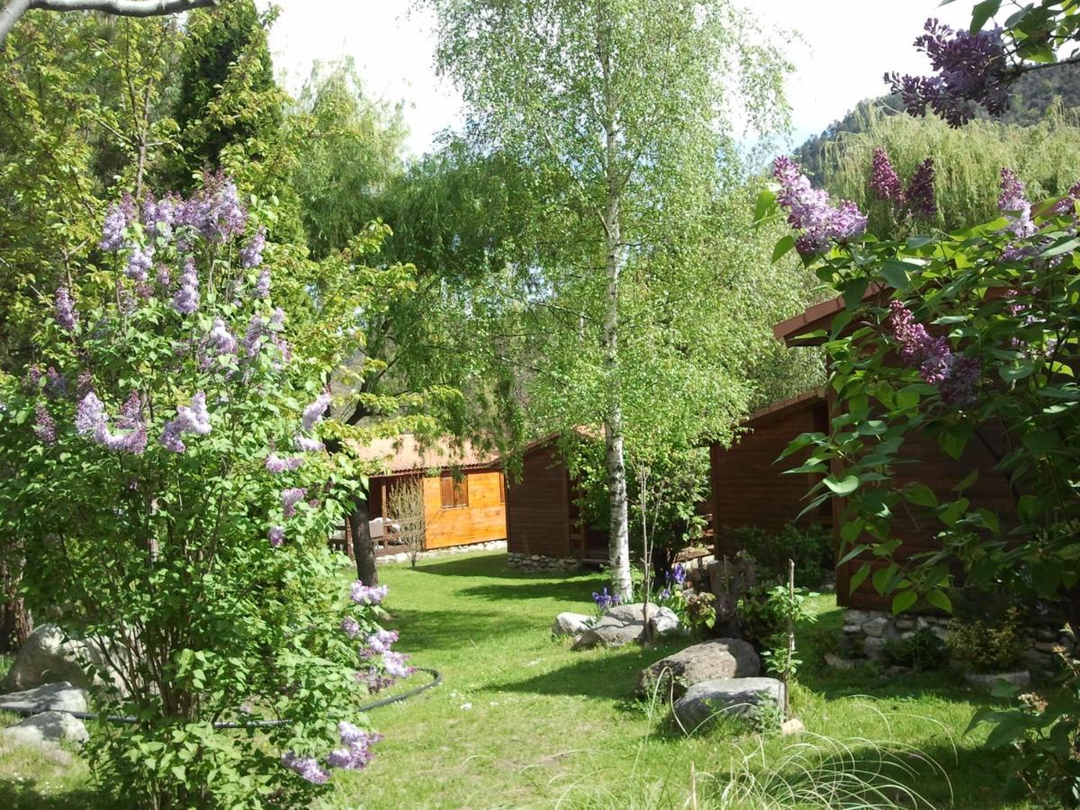 Les Chalets Quazemi A Casteil מראה חיצוני תמונה
