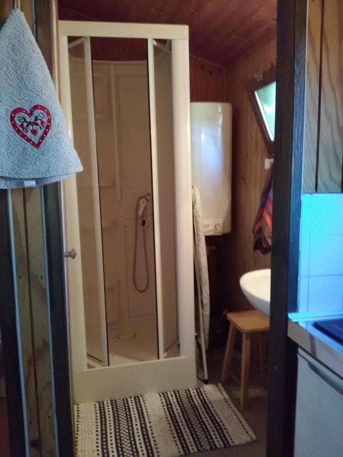 Les Chalets Quazemi A Casteil מראה חיצוני תמונה
